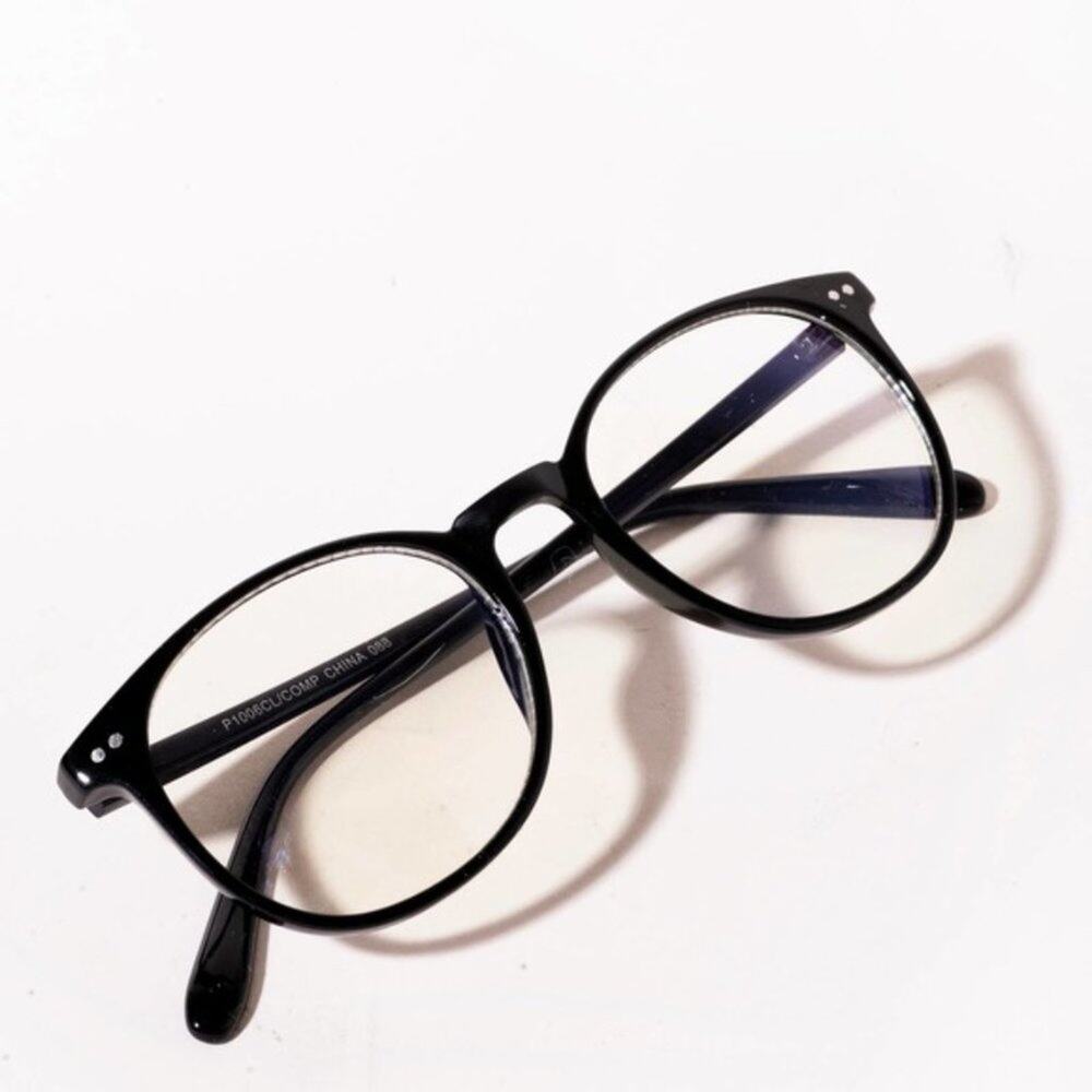 Tori Black Computer Blue Light Glasses - Picture 3 of 14